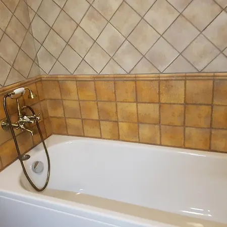 Cameo Apartment